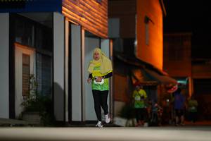 BIB: 
                            <button type="button" onclick="openModal(21743145)" class="btn btn-primary btn-sm float-right btn-popup" data-toggle="modal" data-target=".modal-high-quality">
                        <i class="fas fa-shopping-cart"></i> Add to Cart
                    </button>
                                            <button type="button" onclick="isThisMe(21743145, true)" class="btn btn-success btn-sm float-right btn-popup btn-isme hidden" data-toggle="tooltip" data-placement="bottom" title="นี่คือรูปของคุณใช่ไหม คลิกที่นี่เพื่อเอาเข้าอัลบั้ม">
                        <i class="fas fa-plus"></i> Add to album
                    </button>
                    <button type="button" onclick="isThisMe(21743145, false)" class="btn btn-warning btn-sm float-right btn-popup btn-isnotme hidden">
                        <i class="fas fa-ban"></i> Remove from album
                    </button>